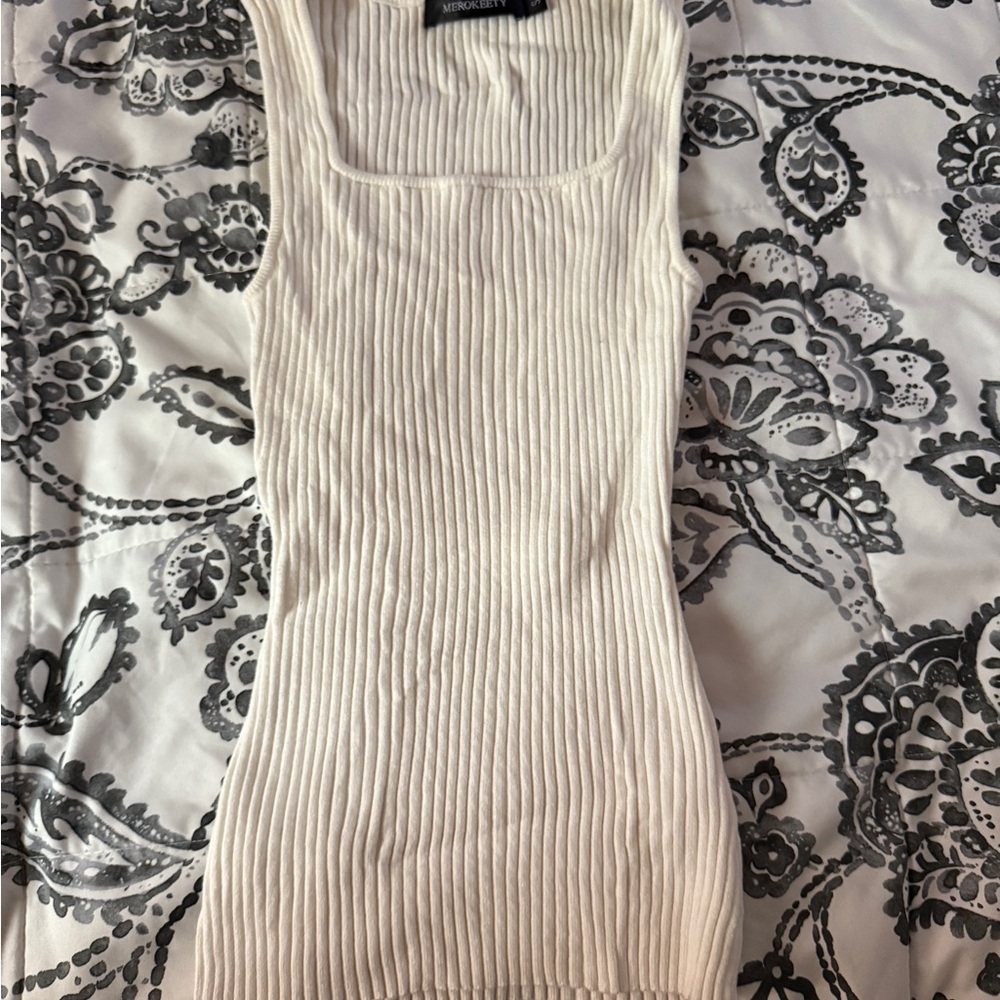 Elegant Cream Ribbed Tank Top